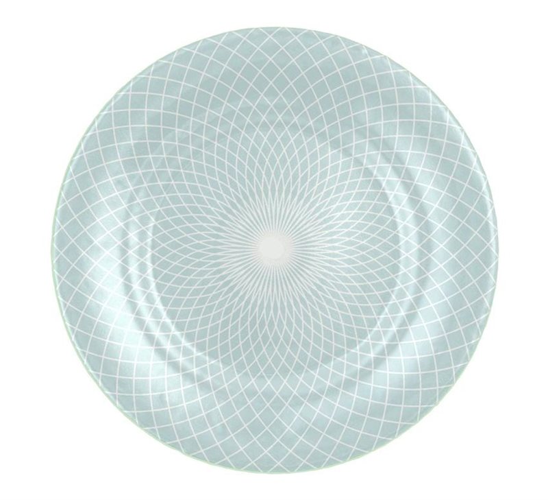 10 Great Gift Ideas for the Bride-to-Be, light blue plate with white checked design