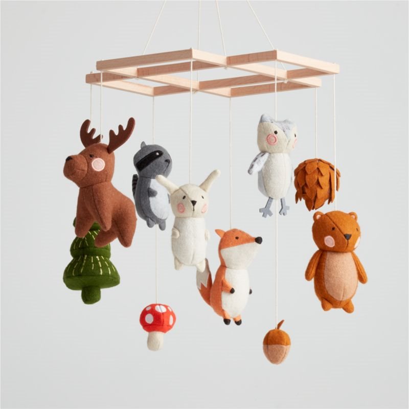 How to Create a Gender Neutral Nursery, Woodland Animal Mobile