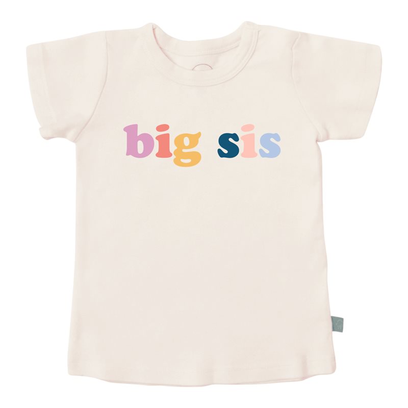 42-Baby-Shower-Gifts-Under-$25-Big-Sis-Graphic-Tee