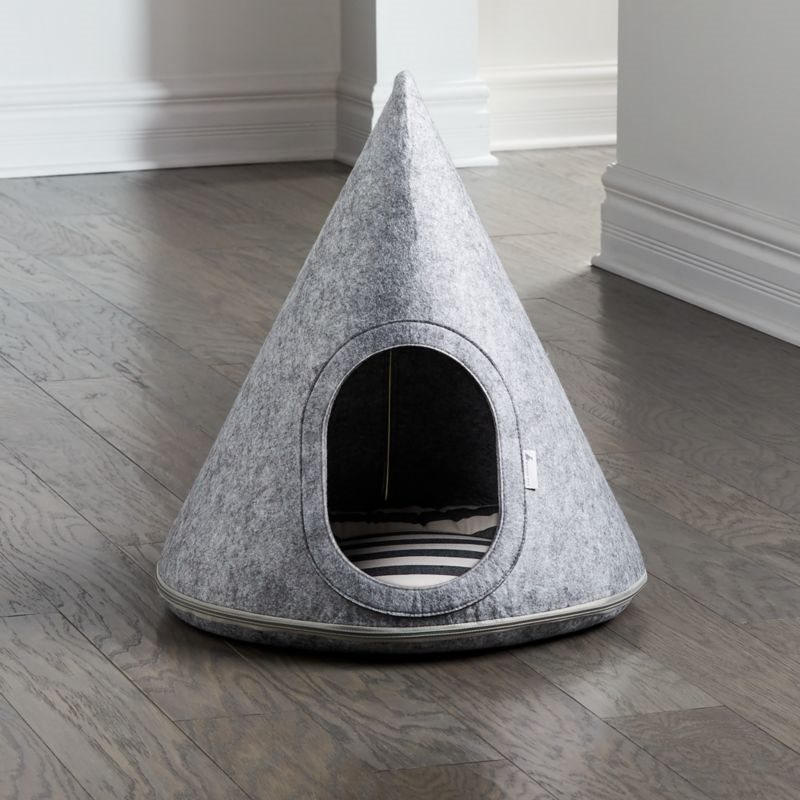 22 Wedding Registry Gifts Perfect for Pet Lovers, Nooee Toby Pet Cave