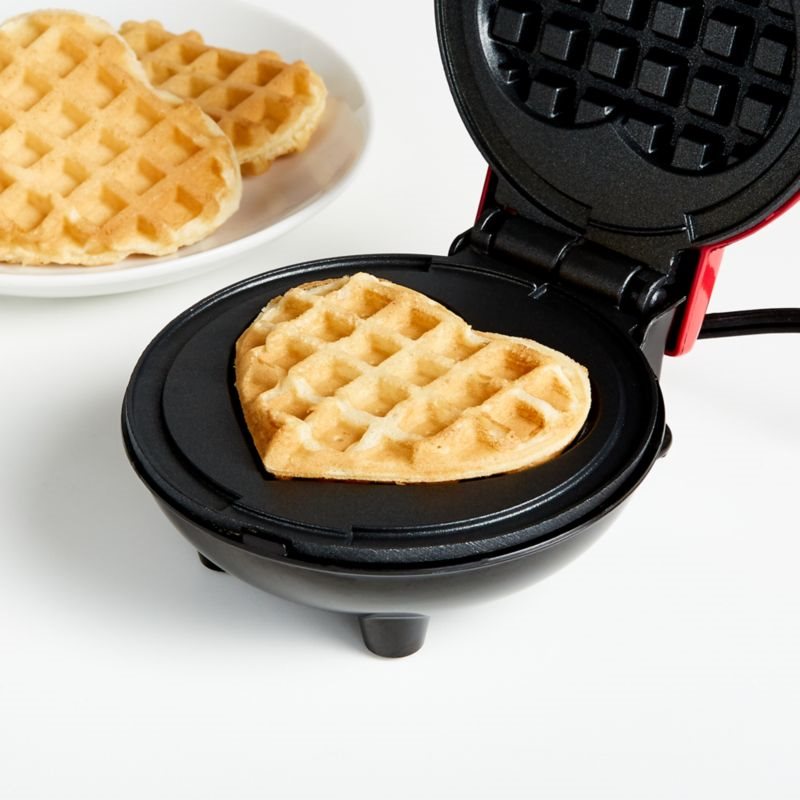 Dash Heart Mini Waffle Maker, Dash