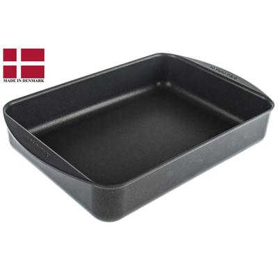 Scanpan – Ergonomic Stratanium Non-Stick Roaster Small 34x22x6cm 3Ltr (Made in Denmark) – Victorias Basement