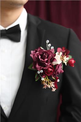 Pocket Square Boutonniere for Groom in Romantic Marsala – Lings Moment