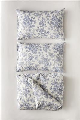 Blue Toile Duvet Set - King Size | Urban Outfitters Canada