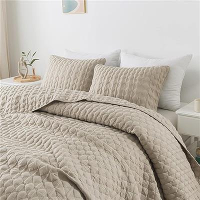 Amazon.com: Beige Quilt King Size Bedding Sets with Pillow Shams, Lightweight Soft Bedspread Coverlet, Quilted Blanket Thin Comforter Bed Cover, All S