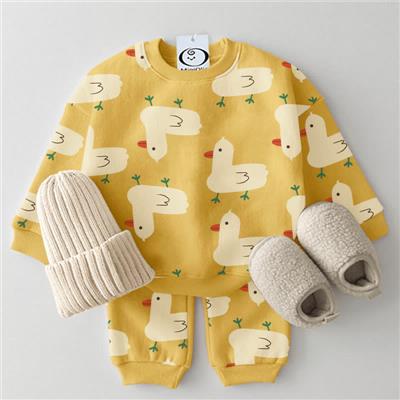Baby 2-Piece Lovely Chicken Yellow Set