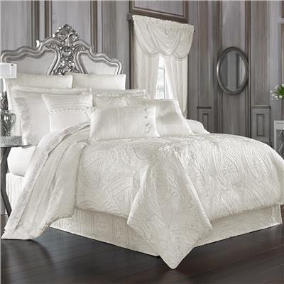 J. Queen New York Bianco Comforter Set