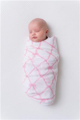 Silent Night Swaddle - Belle Meade Bow
– The Beaufort Bonnet Company