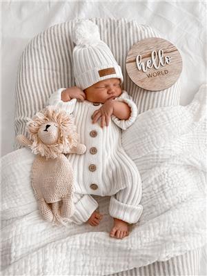 Newborn clothing
 – Little Bs