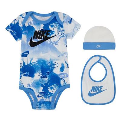 Newborn Baby Nike Summer Daze 3-Piece Bodysuit Beanie Bib Boxed Set