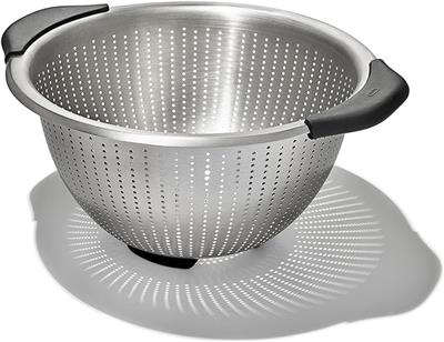 Amazon.com: OXO Good Grips Stainless Steel 5 qt./ 4.7 L Colander: Home & Kitchen