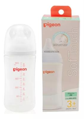 Mamadera Pigeon Softouch Boca Ancha 240 Ml. 3  Meses Color Transparente