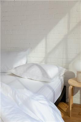 Fitted Sheet and Pillowcase Set | Kotn