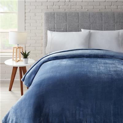 Better Homes & Gardens Luxury Velvet Plush Blanket, Solid Blue, Full/Queen size, Adult/Teen - Walmart.com