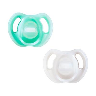Tommee Tippee Ultra-Light Silicone Pacifier, Includes Sterilizer Box, 0-6m, 2-Count (Colors Will Vary), 0-6 months, 2 Count - Walmart.ca