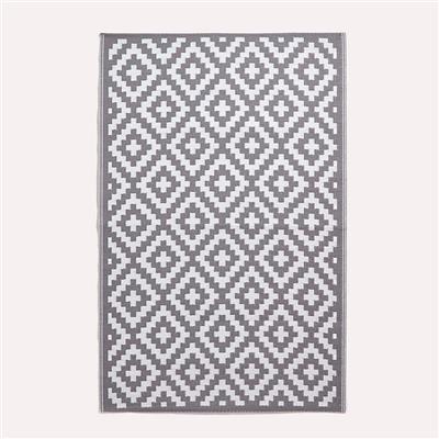 Homescapes Zoe Geometric White & Grey Outdoor Rug, 120 x 180 cm | DIY at B&Q