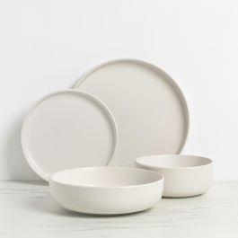 gusto! 16-Piece Dinnerware Set - White  | Linen Chest