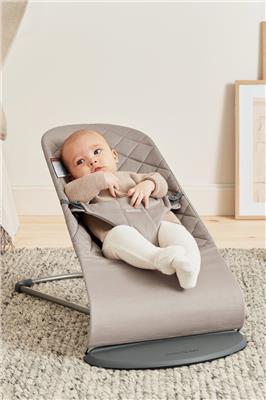 Bouncer Bliss – a cozy seat for newborns | BabyBjörn