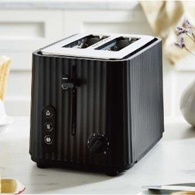 Textured Ribbed Plastic 2-Slice Toaster | Dunelm