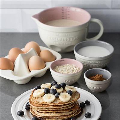 Mason Cash Innovative Kitchen Multi-Measuring Set & Measuring Jug - Off-White