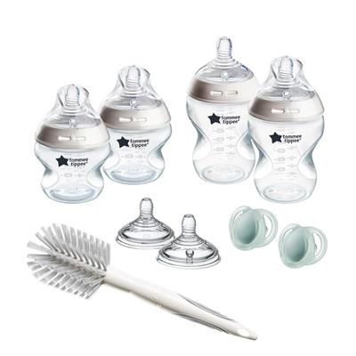 Tommee Tippee Natural Start Newborn Starter Set, 150 ml and 260 ml Anti-Colic Baby Bottles, Medium-Flow, Breast-Like Teats for a Natural Latch, Self-S