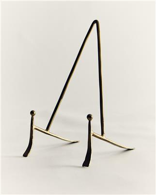 GOLDEN METAL DISPLAY STAND - VASES - HOME DECOR | Zara Home United Kingdom
