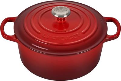 Le Creuset Signature Enamelled Cast Iron Round Casserole Dish With Lid, 26 cm, 3.3 Litre, Cerise, 21177260602430 : Amazon.co.uk: Home & Kitchen