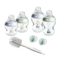 Tommee Tippee Natural Start Newborn Starter Set, 150ml and 260ml Anti-Colic Baby Bottles with Slow Teat Included - Self Sterilising | Babies R Us Onli