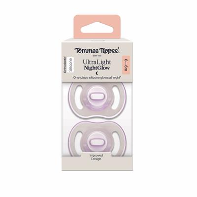 Tommee Tippee Ultra-Light Stayput Night Glow Soother 0-6M 2Pack | Baby Bunting AU