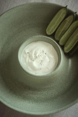 Light green Stoneware Serving Bowl at H&M Home | H&M CA