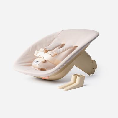 KAOS Klapp Newborn Seat – from day one in the high chair