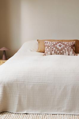 Cotton muslin bedspread - Light beige - Home All | H&M IN