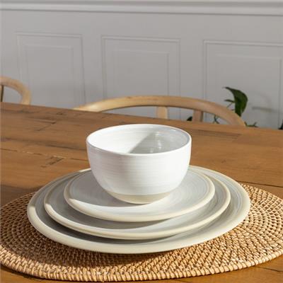 Louisville Pottery Collection 4-Piece Place Setting with 11 Coupe dinner plate