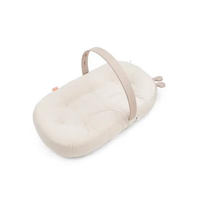 Cozy Lounger with Activity Arch Raffi