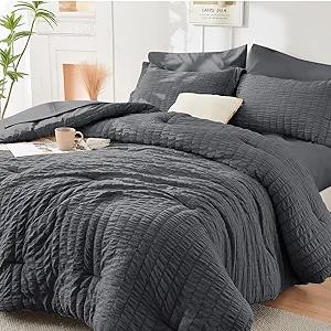 Amazon.com: HYMOKEGE 7 Piece King Size Comforter Set Seersucker, All Season Luxury Bed in a Bag for Bedroom, Bedding Set with Comforters, Sheets, Pill