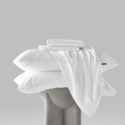 Cooling Bed Sheets: Comfortable & Cool Bamboo Bedsheets | Hush Canada