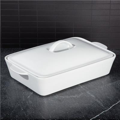 Potluck White Covered Baking Dish   Reviews | Crate & Barrel