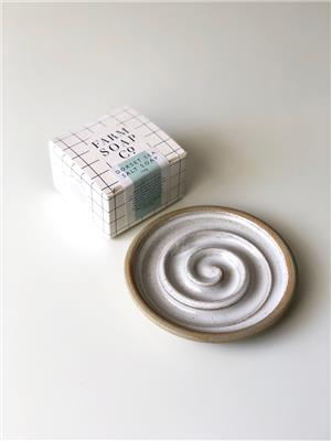 Round clay spiral soap dish