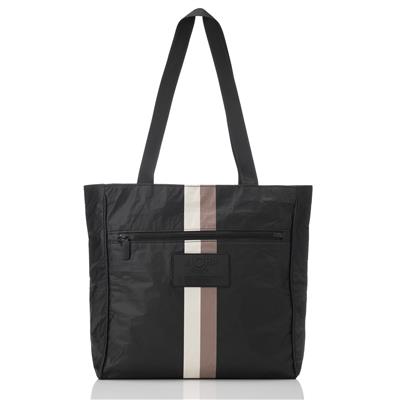 Shop Go-To Tote Le Voyageur in Caffe on Black | ALOHA Collection