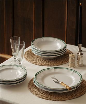 Zita Scalloped Dinner Plates, Set of 4