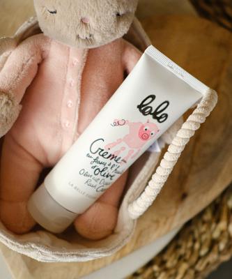 Crème pour les fesses à lhuile dolive LOLO – La Belle Excuse