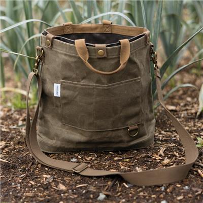Backyard Bag | Gardening Backpack | Sproutbox Garden