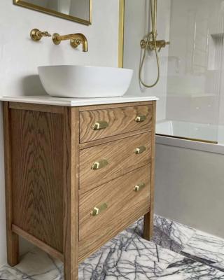 Hanover Oak Bathroom Vanity Unit
 – Furnewal
