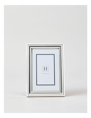 Heritage Crest Bevel Metal Photo Frame 13x18cm in Silver | MYER