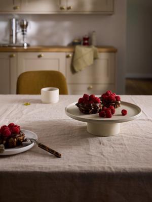 Handmade Cake Stand Lowri ❘ Westwing