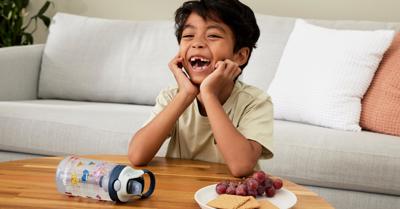 Amazon.com: Owala Kids FreeSip Insulated Stainless Steel Water Bottle with Straw for Sports, Travel, and School, BPA-Free Sports Water Bottle, 16 oz,