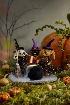 Cauldron Witches Illuminated Felt Critter Scene | Anthropologie