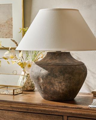 Valencia Table Lamp – Magnolia