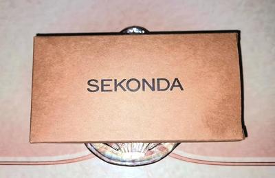 Sekonda Megan Womens Watch – 21mm Ladies Watch with Oval Gold-Tone Case, Mother of Pearl Stone Set Dial and Bracelet – 2 Year Warranty : Amazon.co.uk: