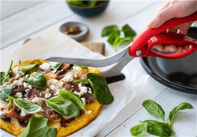 Dreamfarm Scizza | The Worlds Best Pizza Scissors & Server